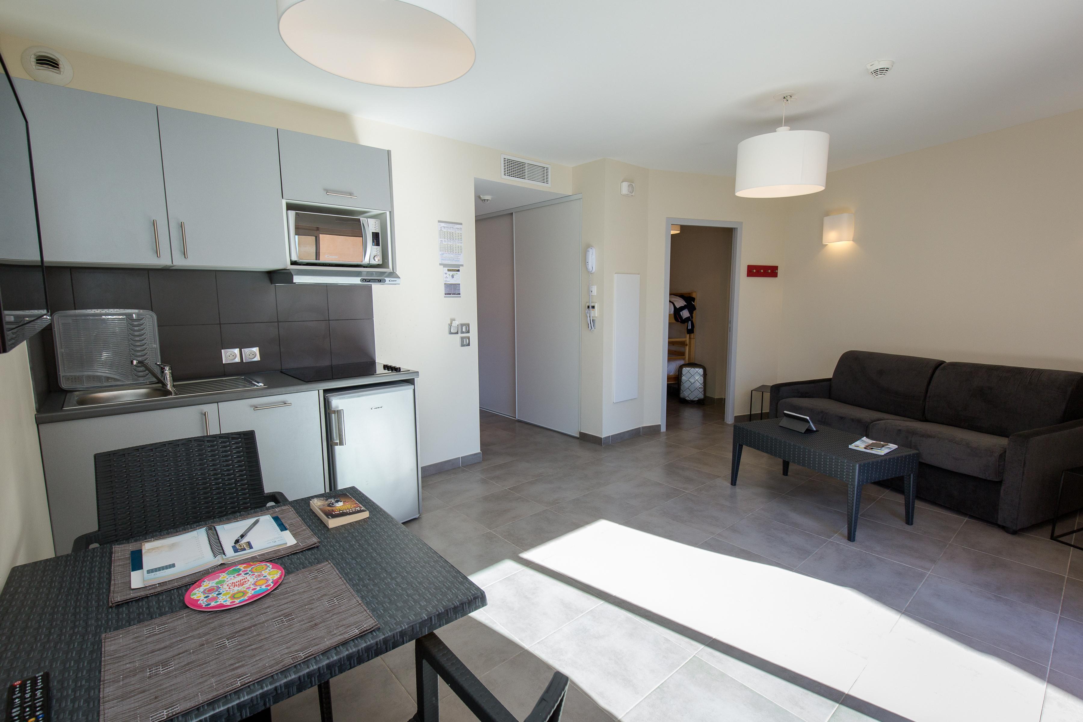 Sowell Residences Les Perles Du Golfe De Saint-Tropez Гримо Екстериор снимка